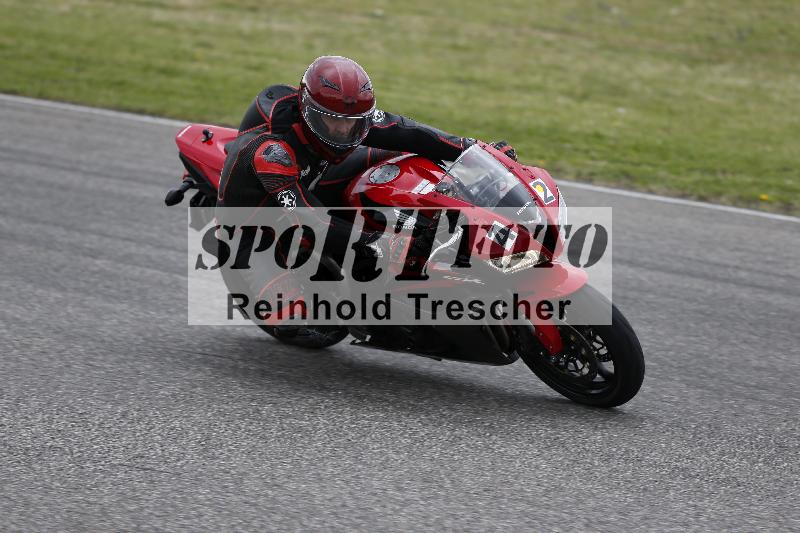 Archiv-2025/10 23.04.2025 Cornu Master School ADR/rot-rouge/42